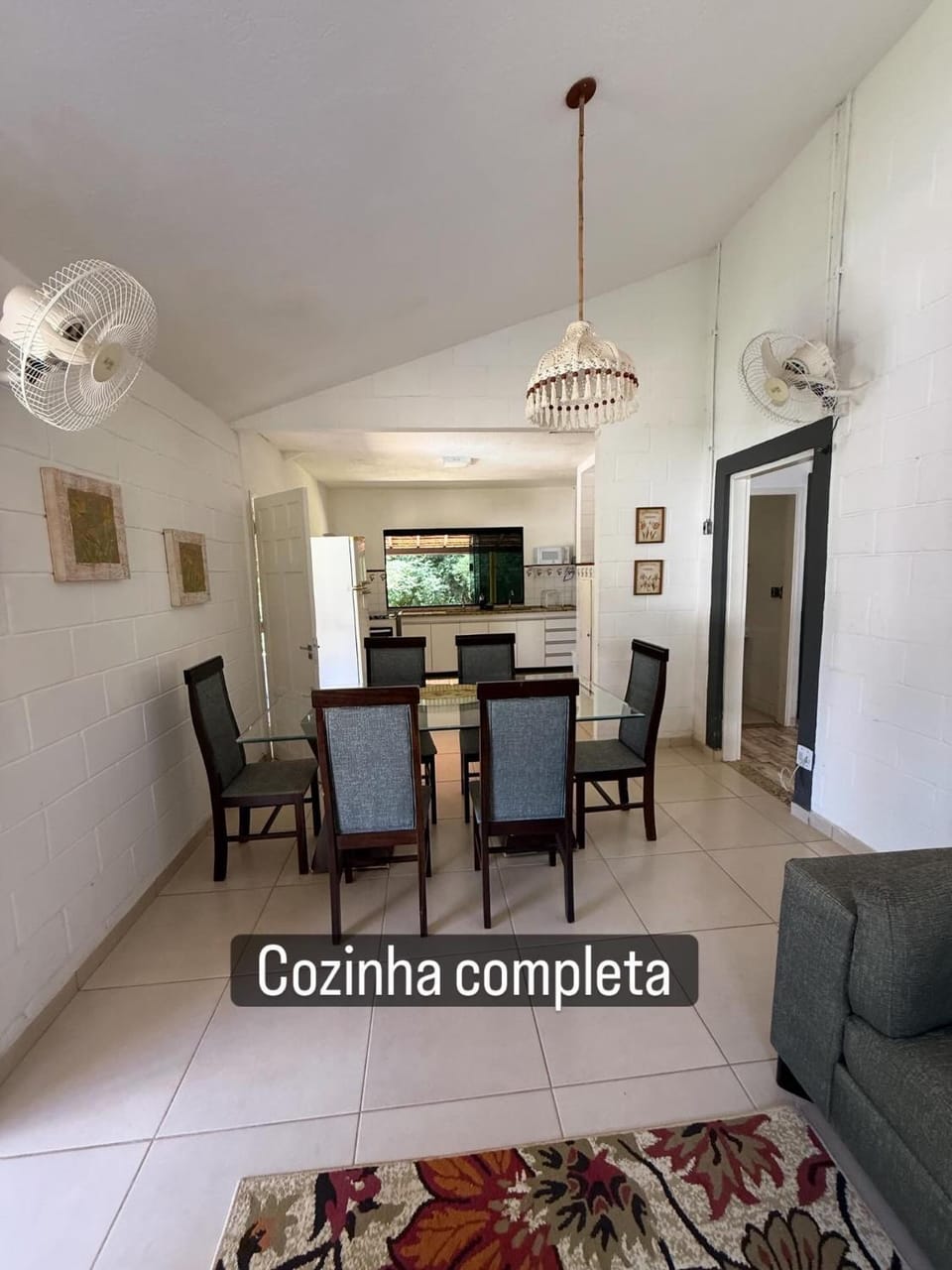 Seating area, kitchen