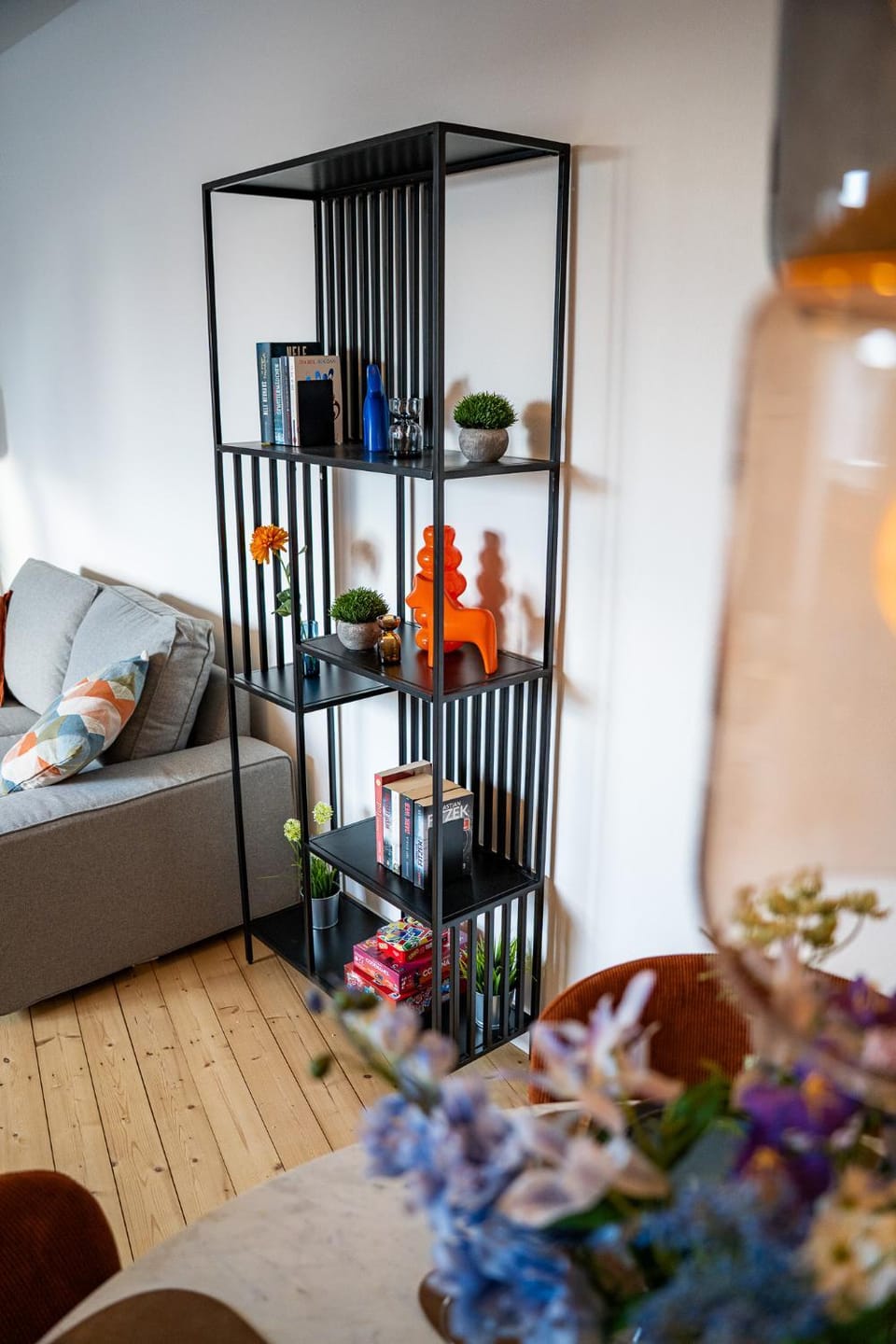 Living room, Photo of the whole room