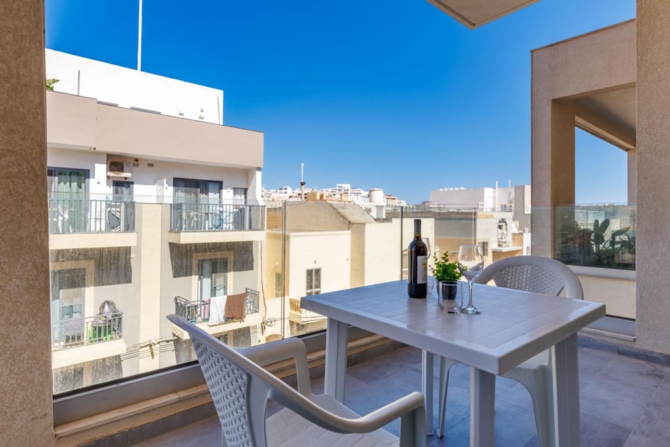 Spacious Modern 2-Bedroom Apartment Apartment in Marsaskala
