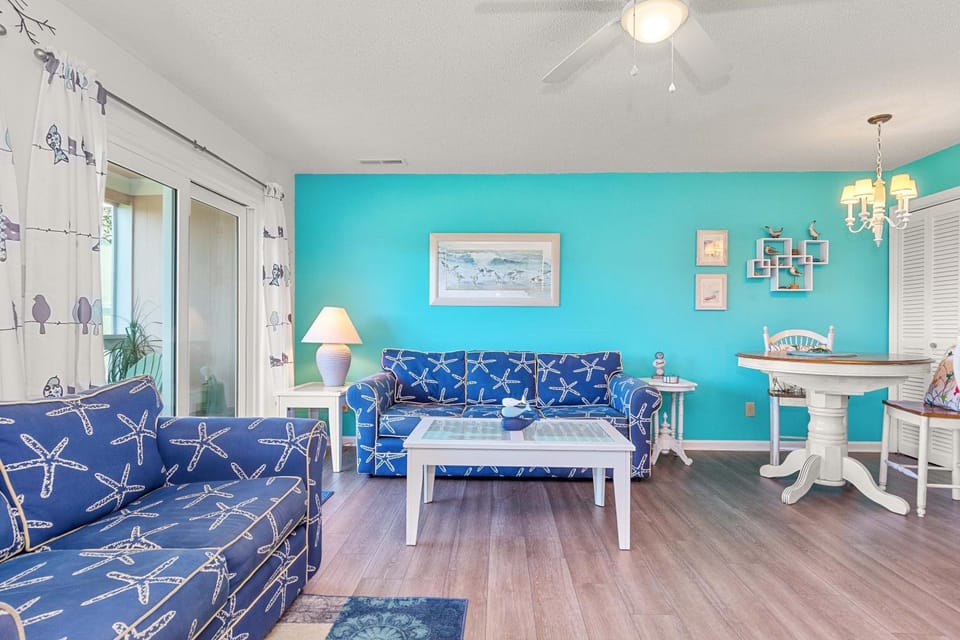 Pebble Beach I-211 House in Emerald Isle