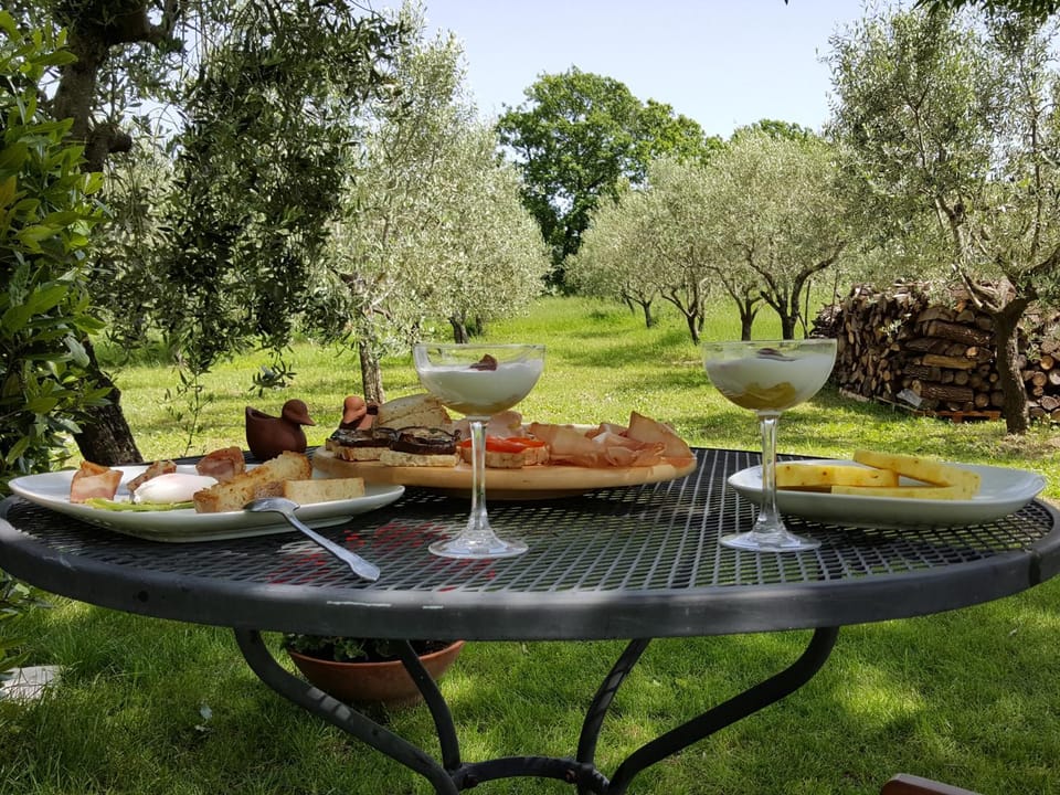 Garden, Food and drinks, Garden view, Breakfast, Continental breakfast, Internal: Not applicable to any particular room