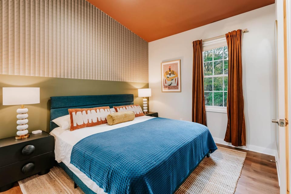 Bed, Bedroom