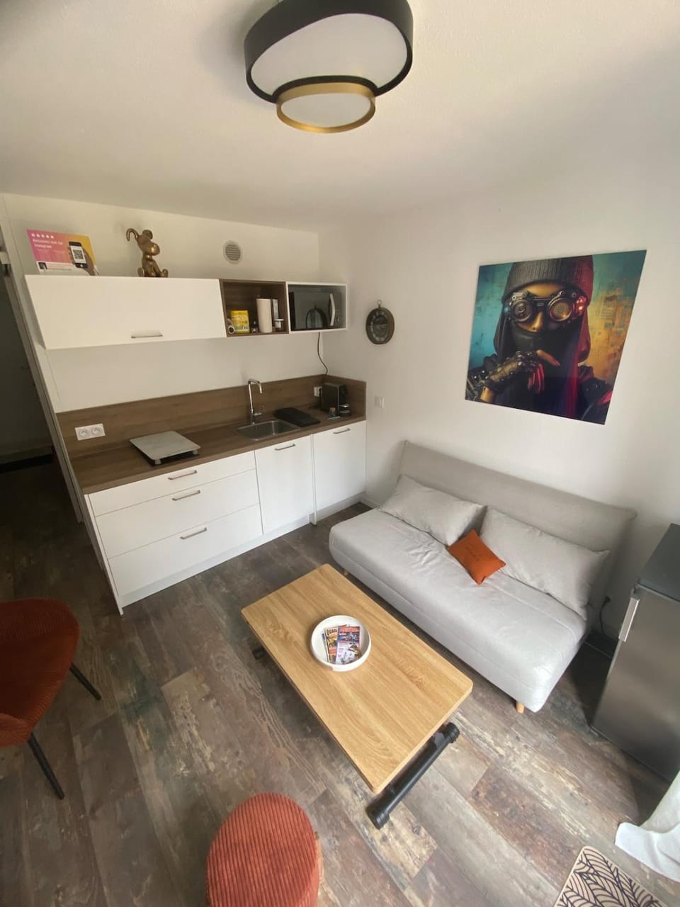 Communal lounge/ TV room