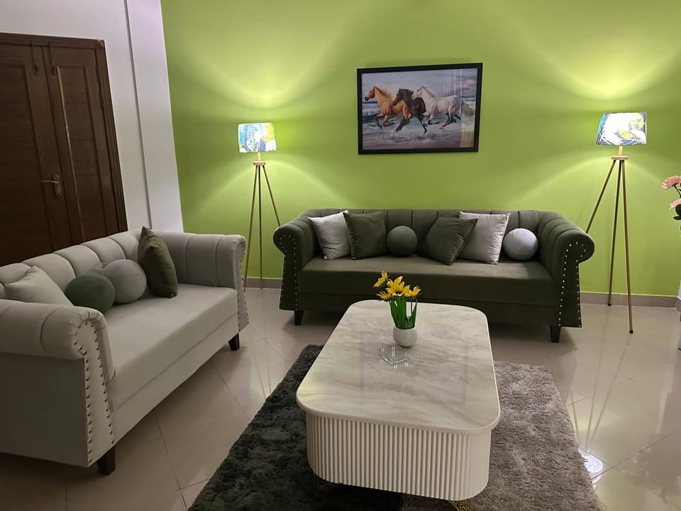 Comfy stay near Giga and zeta Mall Apartment in Islamabad Capital Territory