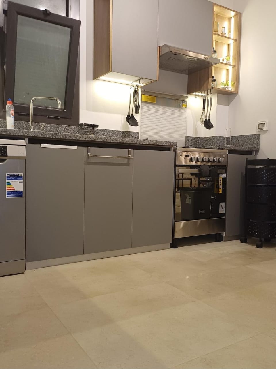 AlBuroj Calm 2BR Escape View, WiFi & Parking Apartment in Cairo Governorate