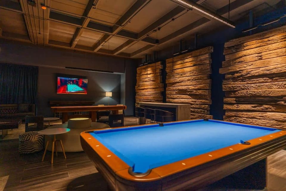 Designer Loft with insane Amenities Gym Cine Spa Apartment in Mexico City
