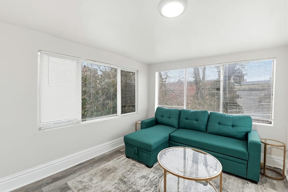 Charming 3BR Family Home Near Downtown STL House in Saint Louis