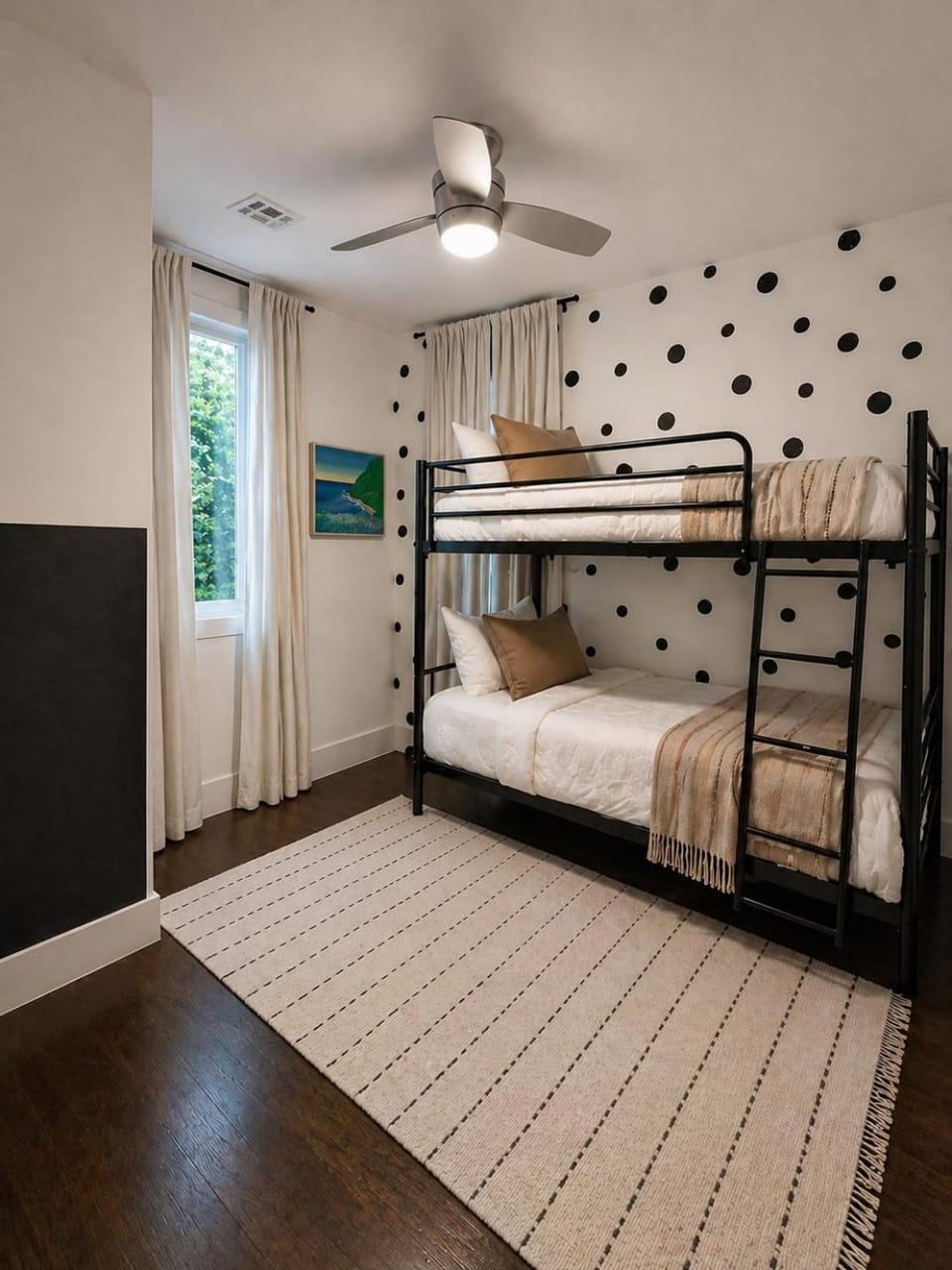 Modern Stay 5 min to World Cup Metlife 25 min NYC House in Rutherford