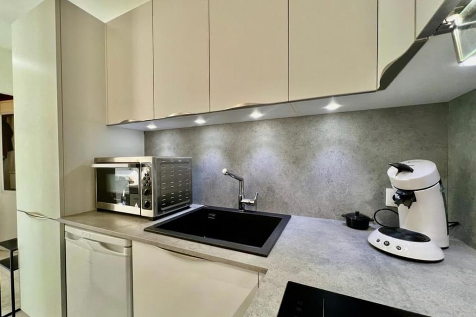 Perfect location for this bright apartment Apartment in Cannes