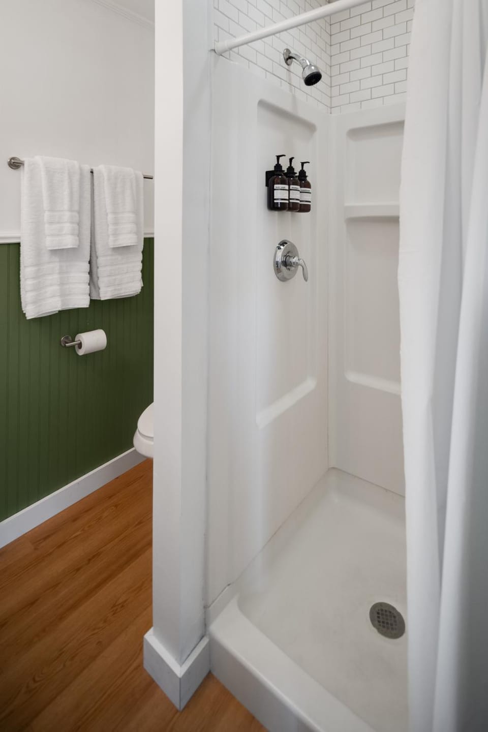 Shower, Bathroom, towels