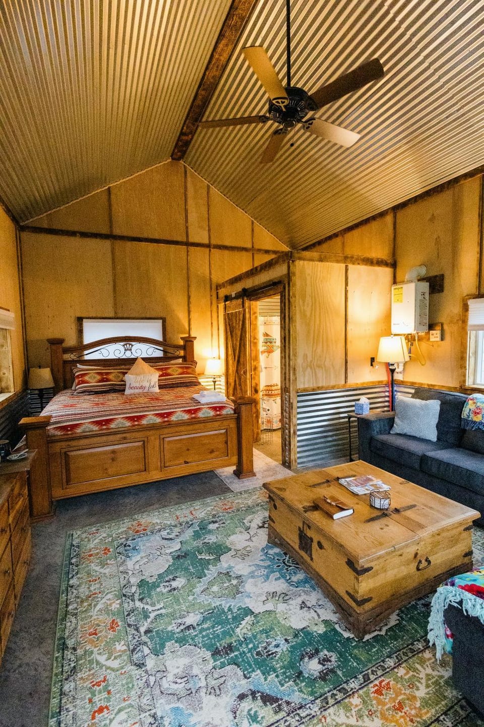 Bed, Photo of the whole room