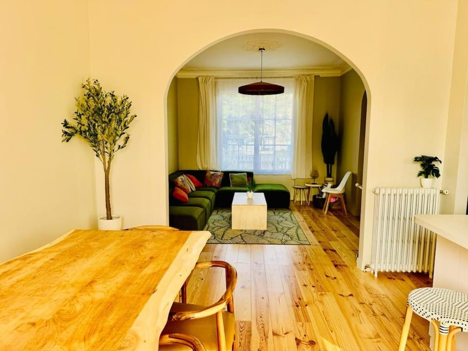Villa Cocon 200 m2, 2 steps from the beach, 6 bedrooms House in St-Malo