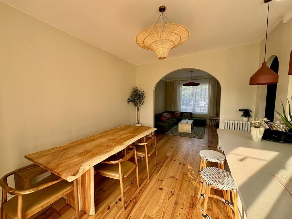 Villa Cocon 200 m2, 2 steps from the beach, 6 bedrooms House in St-Malo