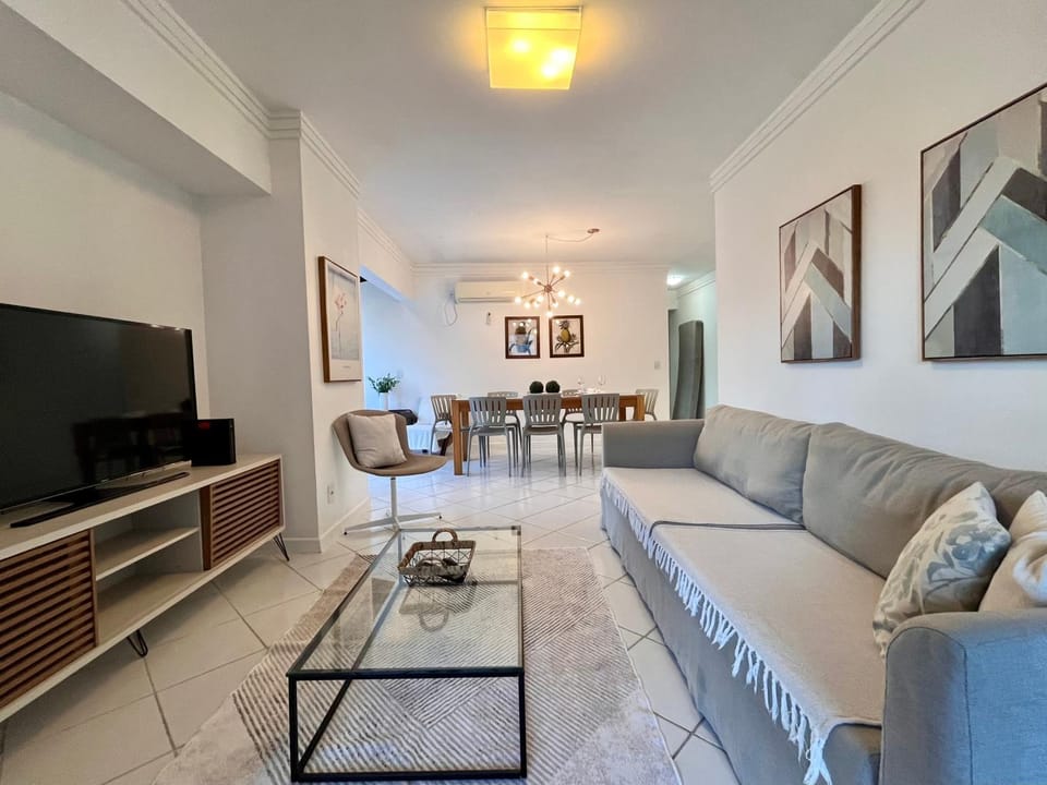 Cobertura Baixa Coral Gables Apartment in Camboriú