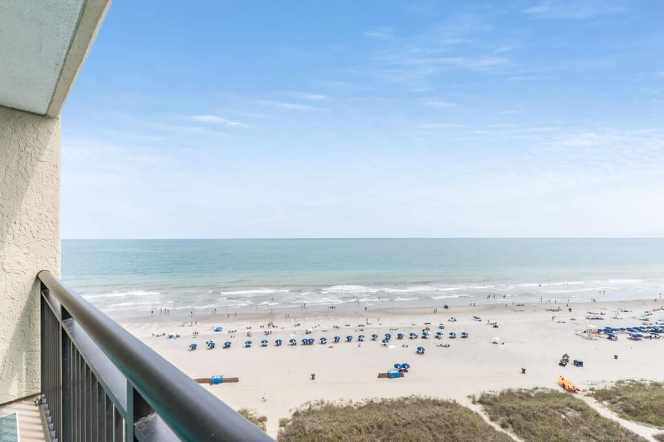 Amazing 1Bedroom Unit with Amazing Oceanfront View House in North Myrtle Beach