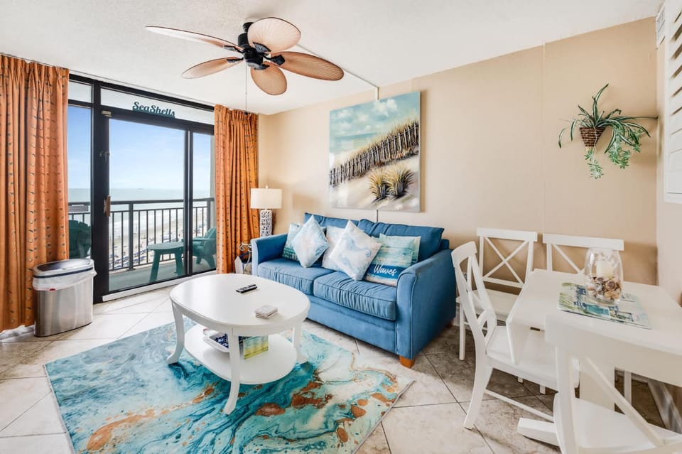 Amazing 1Bedroom Unit with Amazing Oceanfront View House in North Myrtle Beach