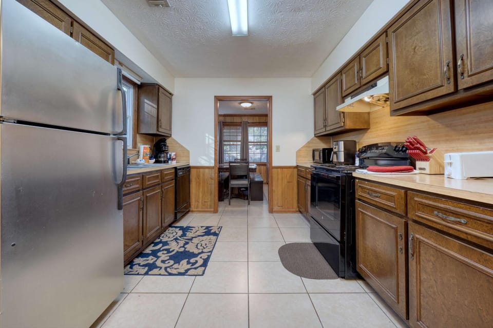 Mins to Fort Benning - The Columbus Cottage Guesthouse House in Columbus