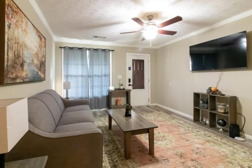 Mins to Fort Benning Two-Story Oasis Moore Bliss House in Columbus