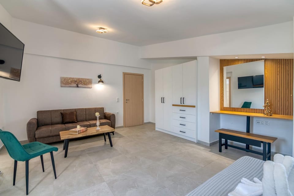 Seating area, Bedroom, Area and facilities