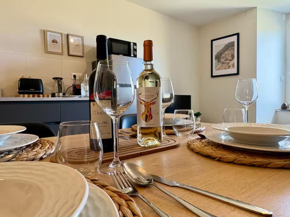 Dining area, Alcoholic drinks
