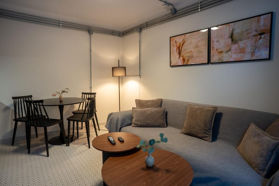 Pittakou Industrial Loft Apartment in İzmir Province