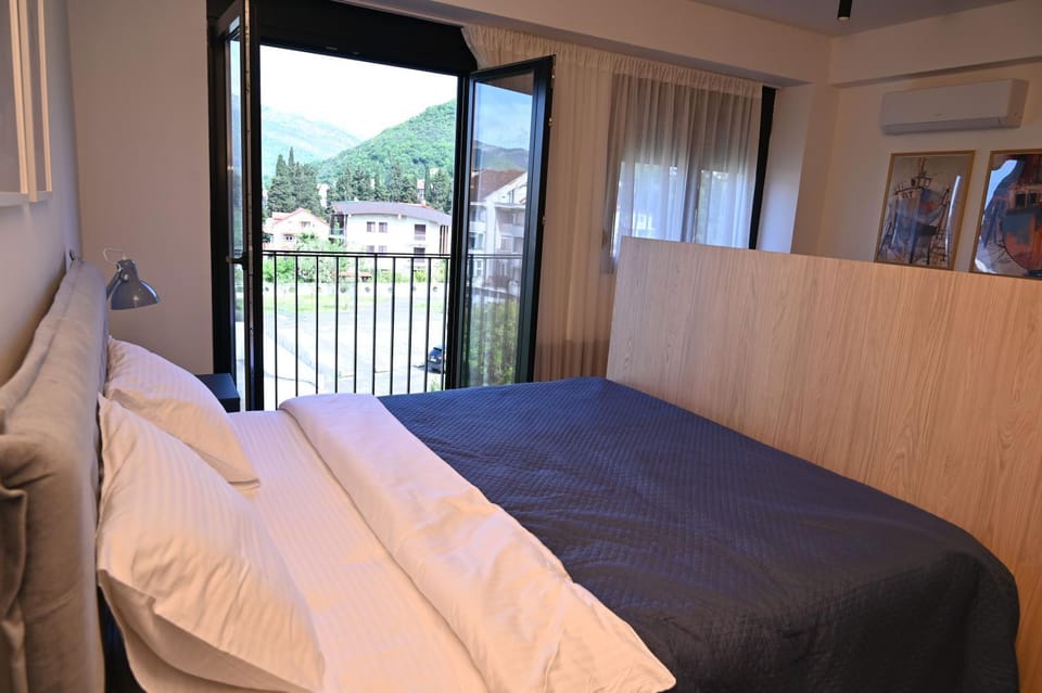Apartment 84 Apartment in Kotor Municipality