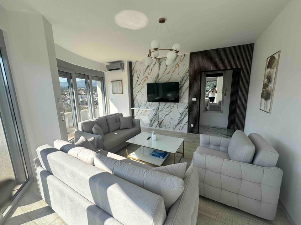 Rron Rrust flat Apartment in Ulcinj