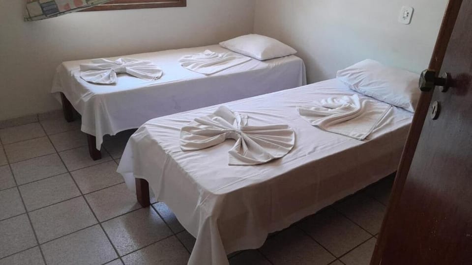 Apartamento na Praia de Taperapuã para 6 pessoas Apartment in State of Bahia