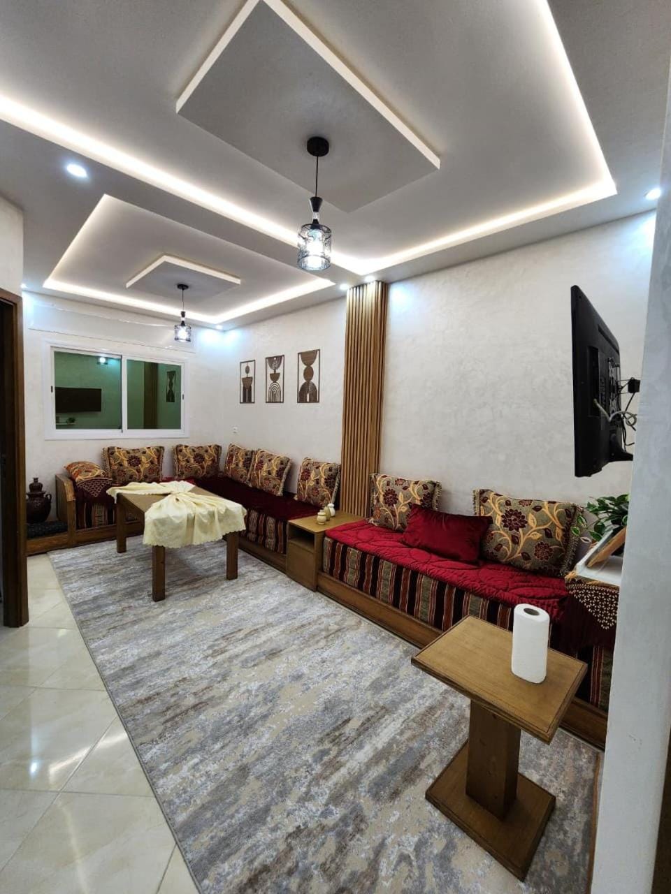 Communal lounge/ TV room, Bed, TV and multimedia, Living room