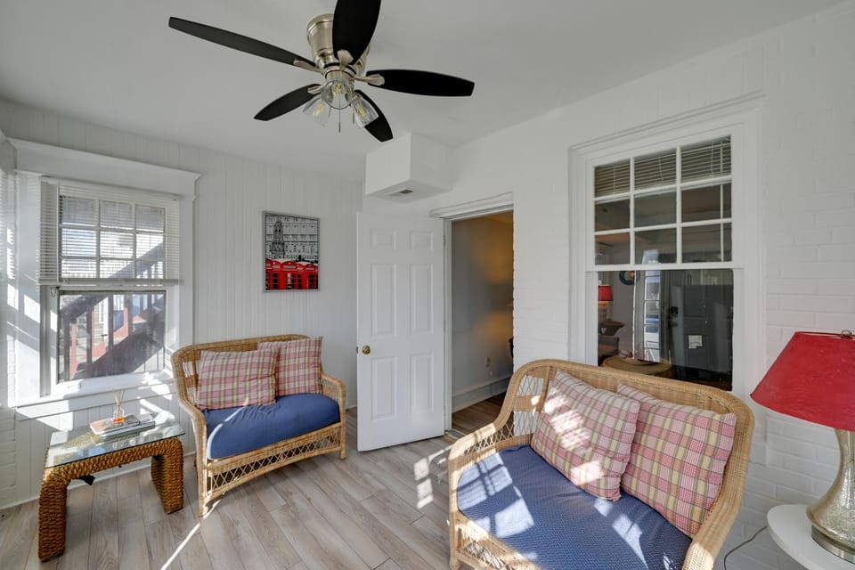 Ventnor City Getaway w/ Yard: 2 Blocks to Beach! House in Ventnor City