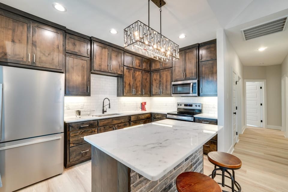 7 Mi to AFB: Modern 2-Unit Combo in San Angelo House in San Angelo