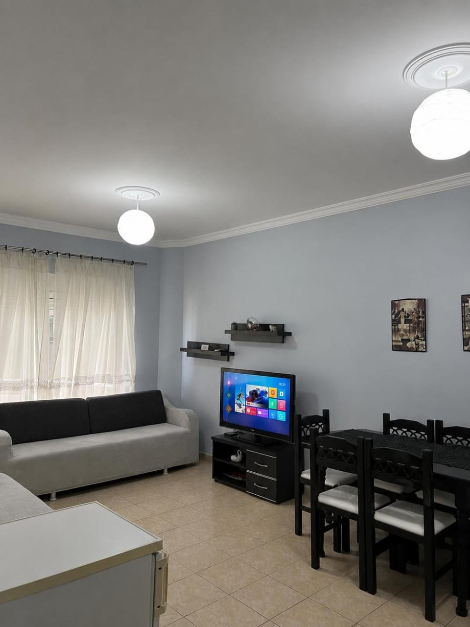 TV and multimedia, Living room, Dining area