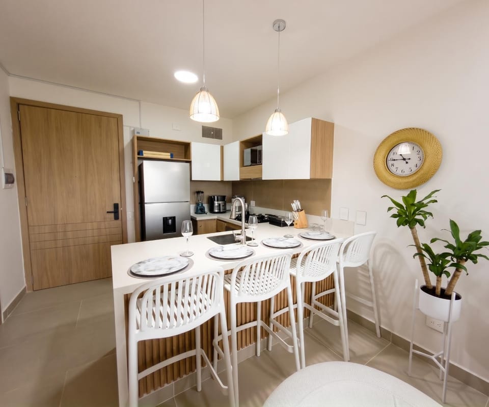 Kitchen or kitchenette, Living room, Dining area, oven, pet friendly, stove