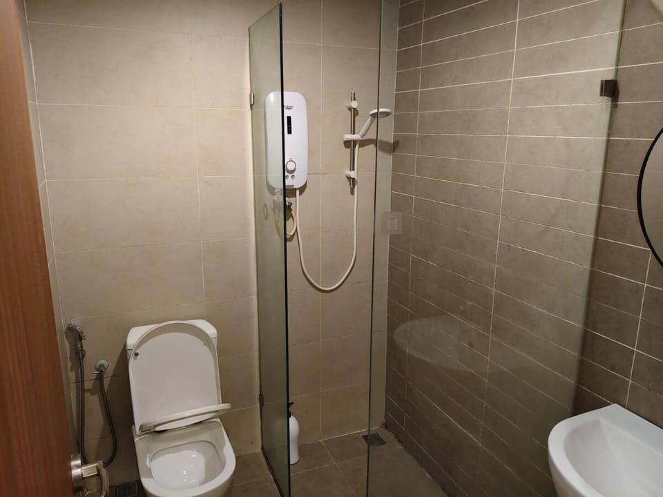 1 Queen Studio Level 8 Kozi Square B8-28 I Apartment in Kuching