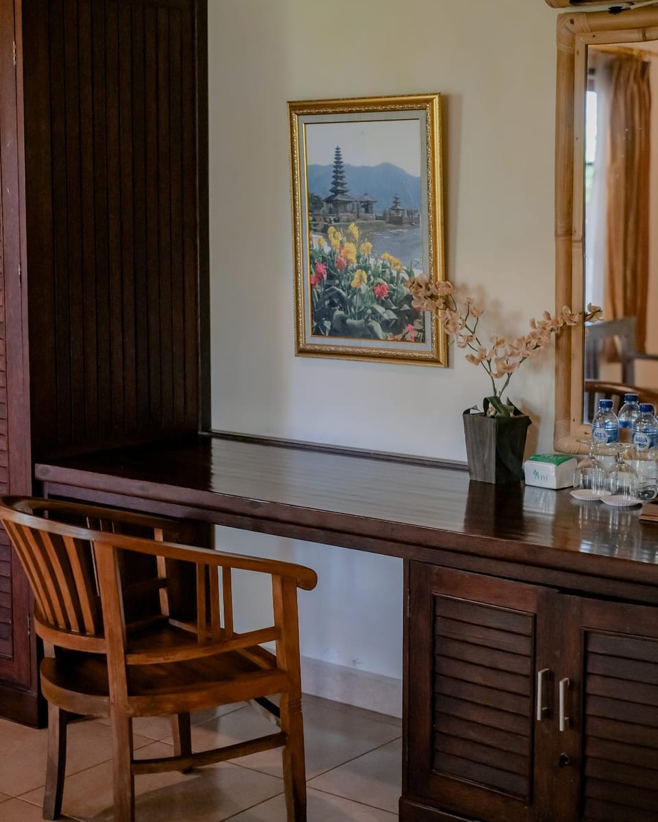 Mahagiri Resort & Restaurant Resort in Karangasem Regency