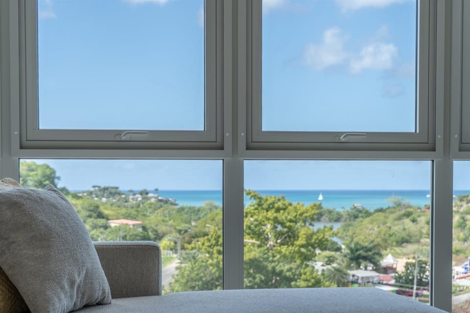 Modern Oceanview 2BR Condo Sugar Ridge Antigua Apartment in Saint Mary, Antigua and Barbuda