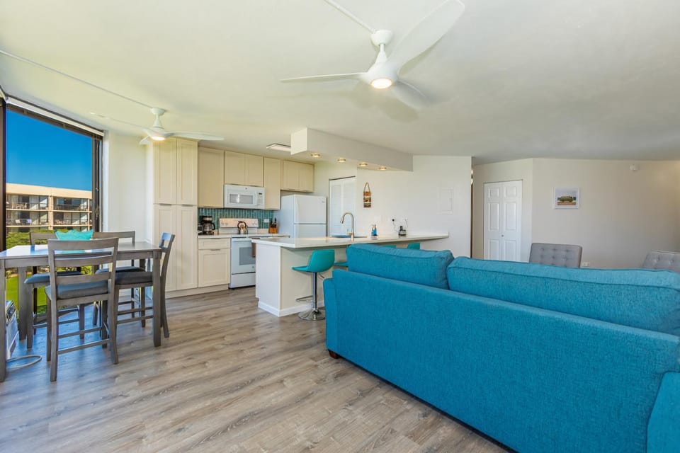 Maui Sunset #B-417 Spacious, Renovated Unit, Oceanfront Complex, Full A/C Apartment in Kihei