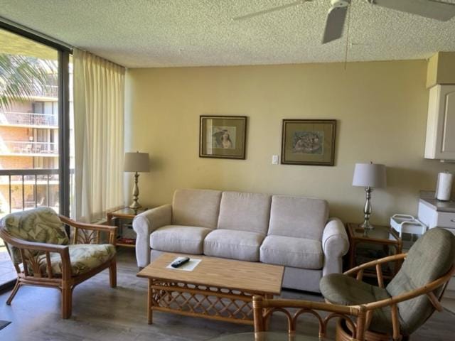 Maui Sunset #B-303 Oceanfront Complex, Epic Sunsets, Full A/C, Fitness Center Apartment in Kihei