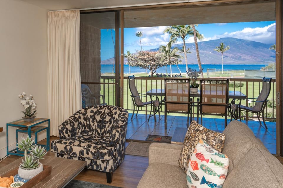 Maui Sunset #B-221 Spacious, Updated Unit, Outstanding Ocean Views, Full A/C Apartment in Kihei