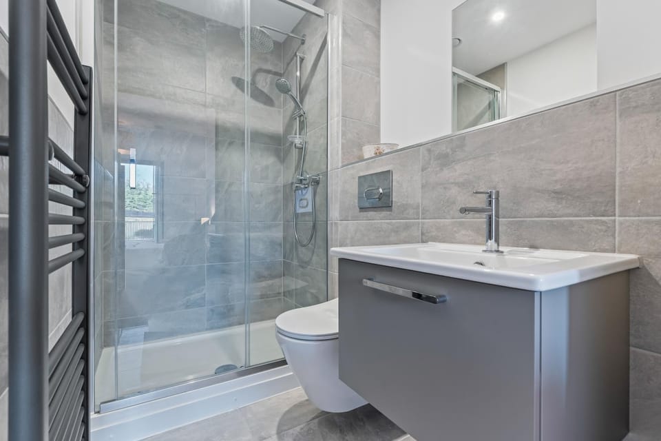 York Central Apartments with Gym - Close to Minister Apartment in York