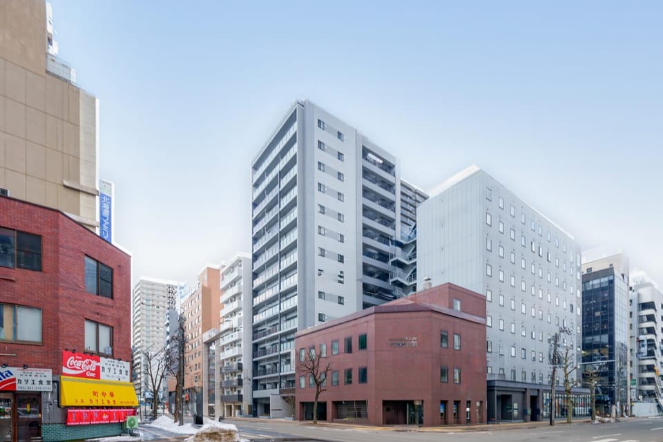 Property building, Day
