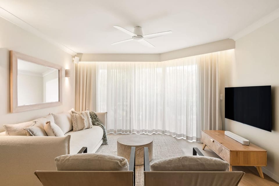 Azure by Khove Apartment in Palm Beach