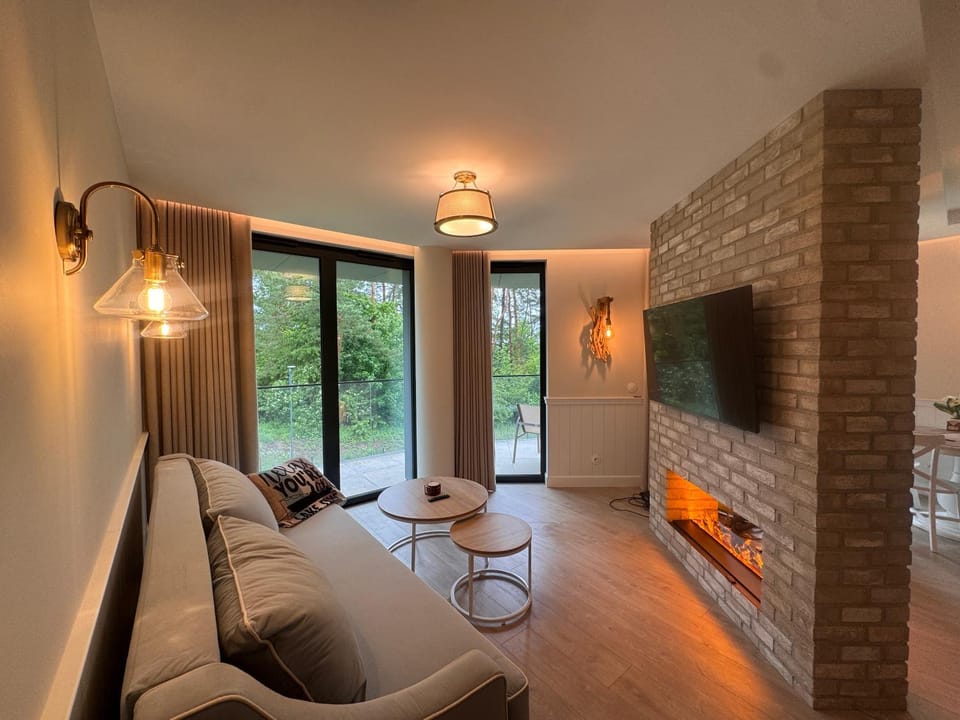 Hamptons- Luksus, Las & Jezioro 70m2 Apartment in Poland