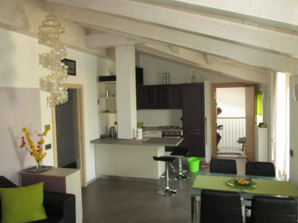 Kitchen or kitchenette, Living room