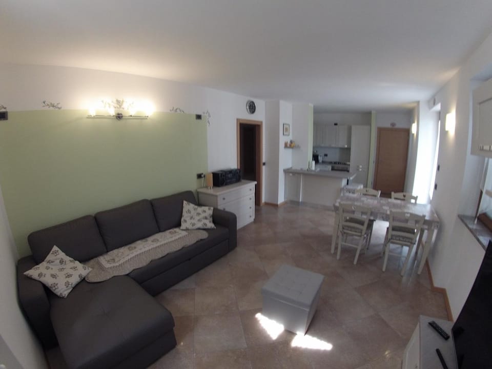 Living room, Seating area, Dining area, Quiet street view