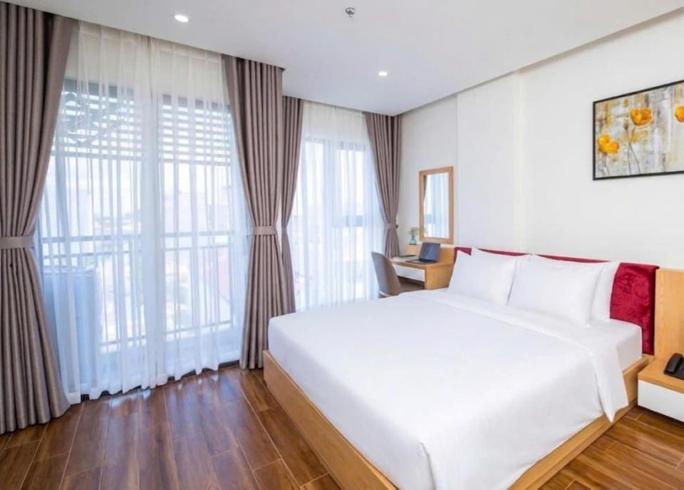 Bed, Photo of the whole room