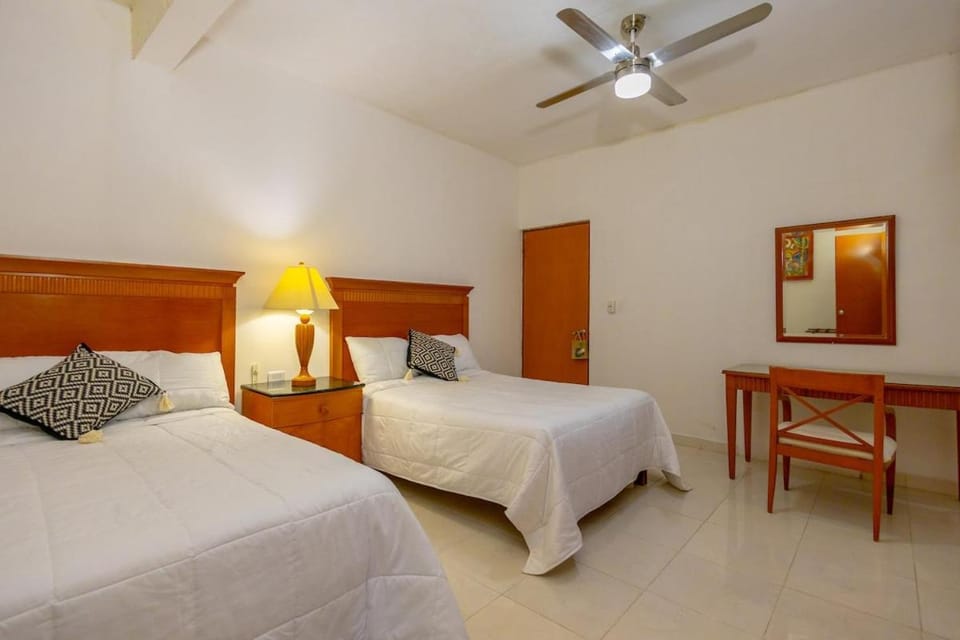 Casa Amplia, 4 Hab con Alberca, Gym y Terraza House in Merida