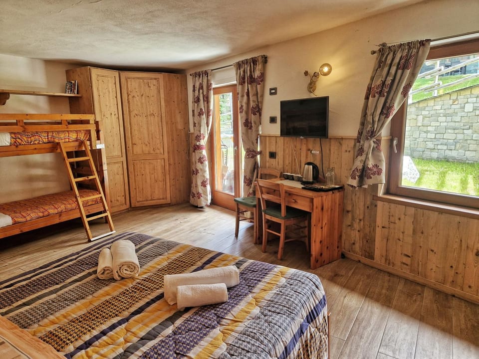 Le Nid de l'Aigle Bed and Breakfast in Champoluc