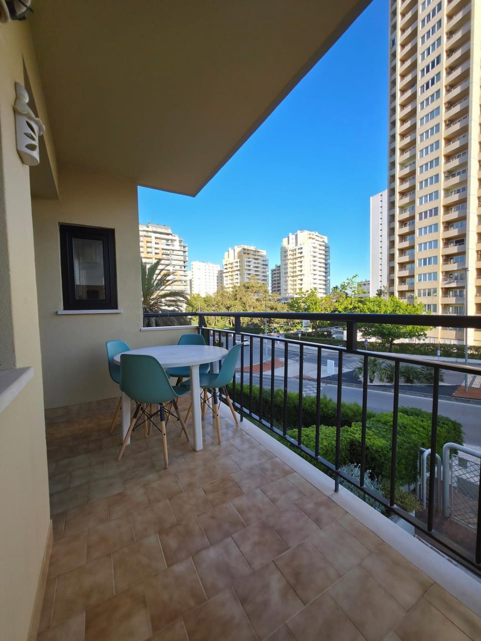 Balcony/Terrace, City view