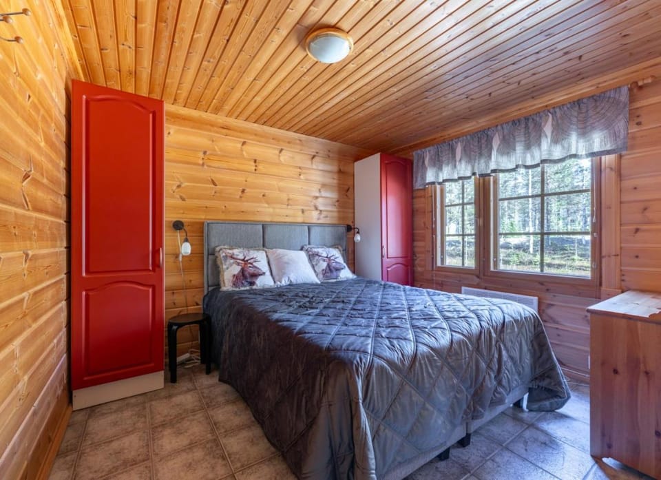 Bed, Photo of the whole room, Bedroom, wardrobe